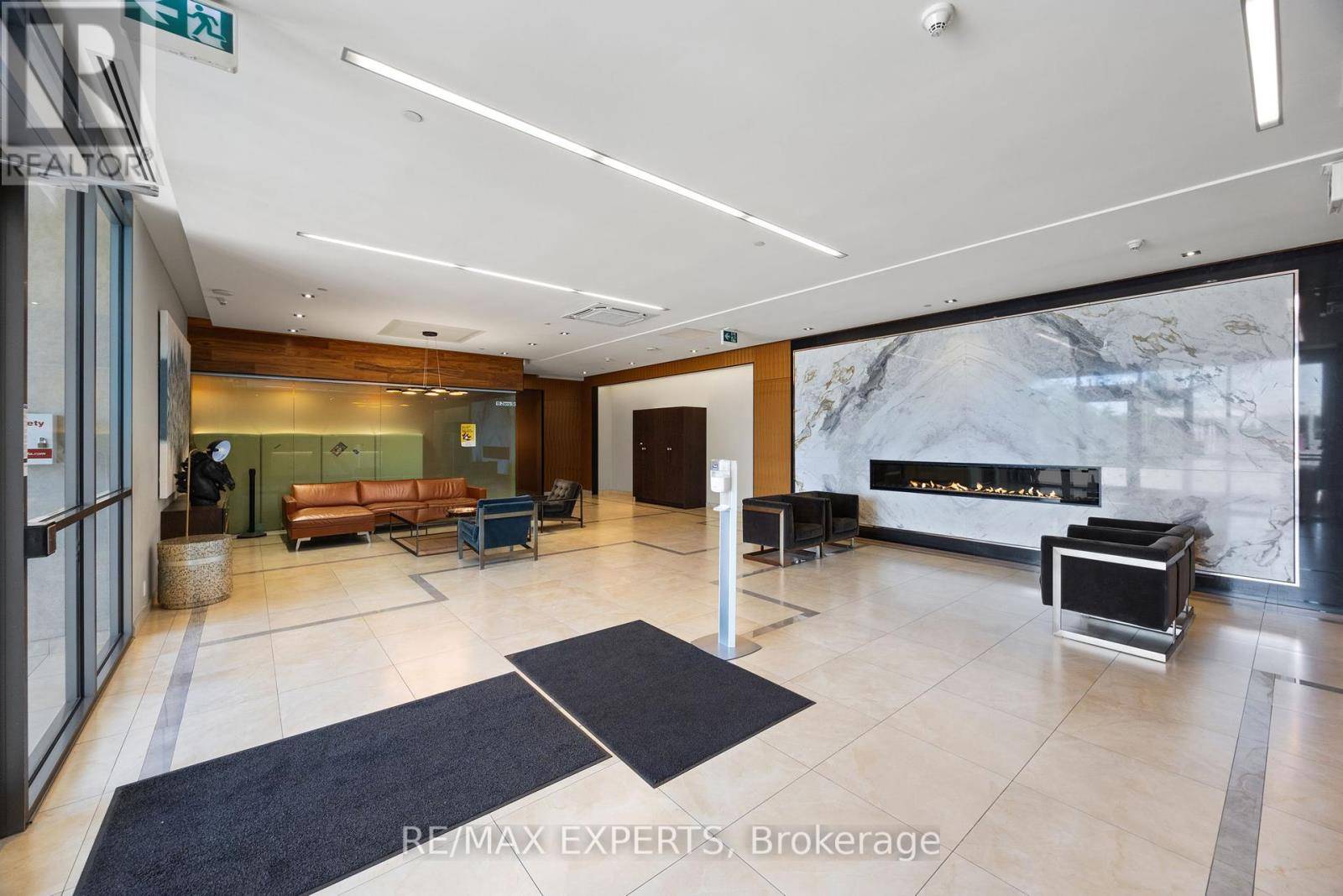 Toronto (islington-city Centre West), ON M8Z4Z6,17 Zorra ST #2205