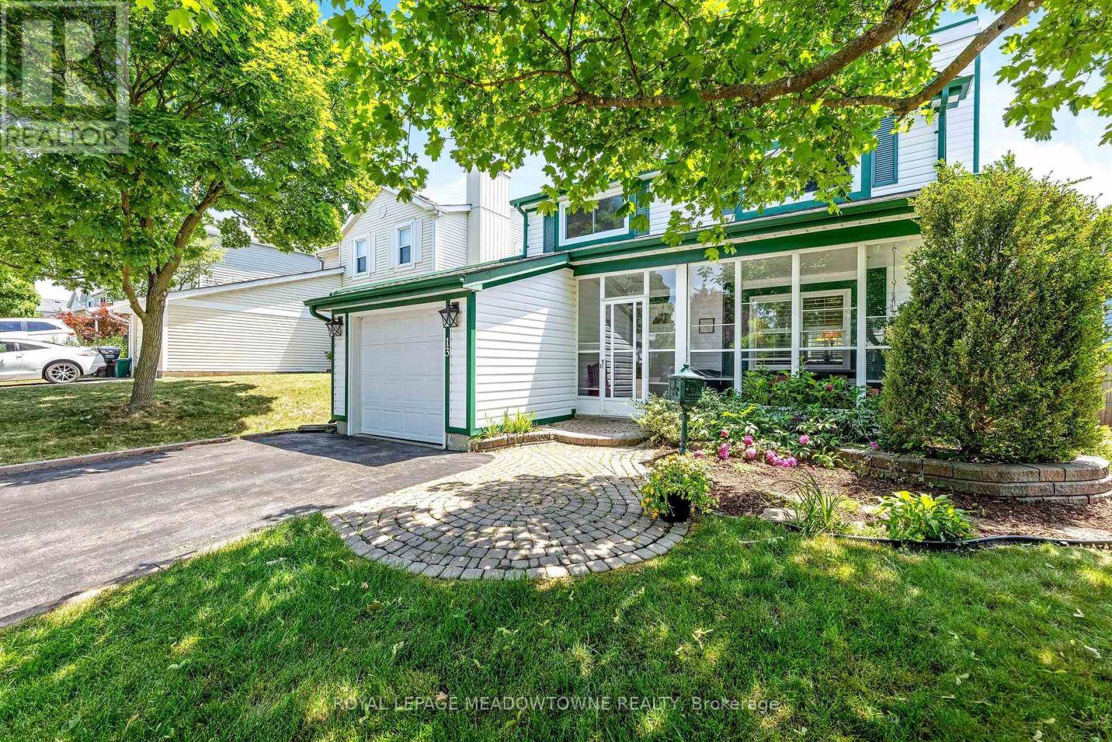 Brampton (heart Lake West), ON L6Z1A2,13 BLUERIDGE SQUARE