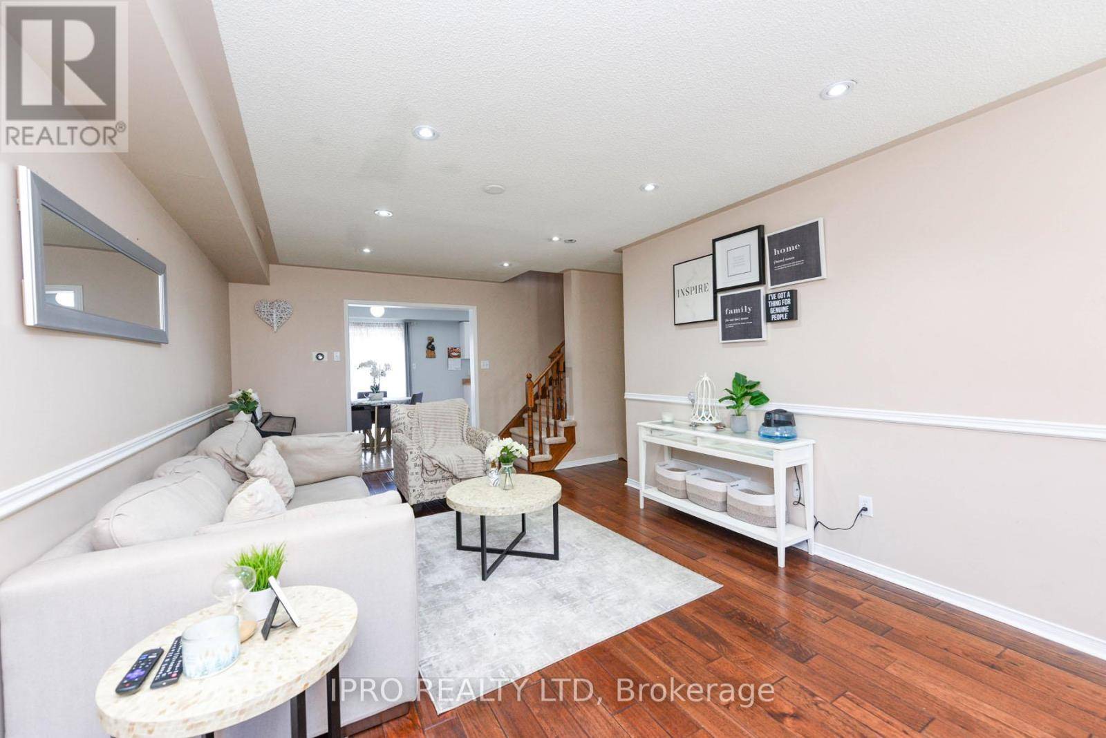 Brampton (northwest Sandalwood Parkway), ON L7A1T1,12 BRAMCEDAR CRESCENT