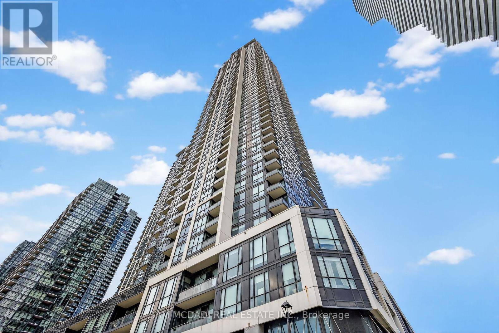 Mississauga (city Centre), ON L5B0J7,4011 Brickstone Mews #1808