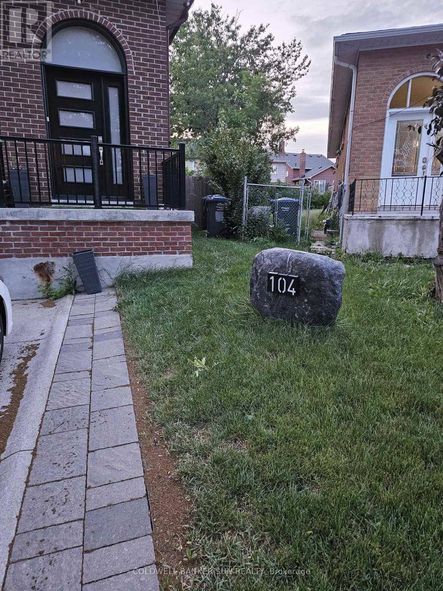Brampton (madoc), ON L6V2Z8,104 ABELL DRIVE