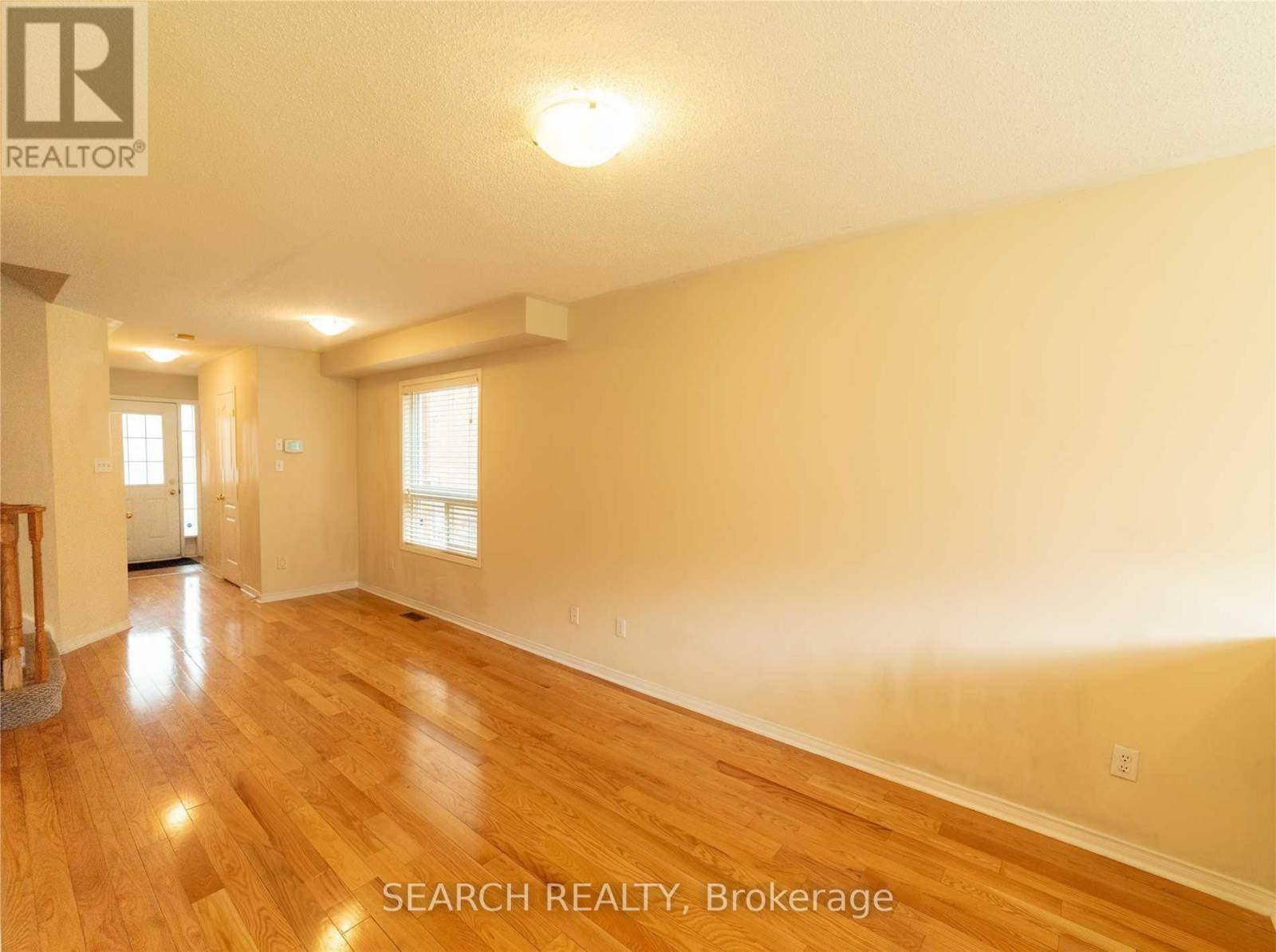 Mississauga (churchill Meadows), ON L5M7P9,4919 SOUTHAMPTON DRIVE