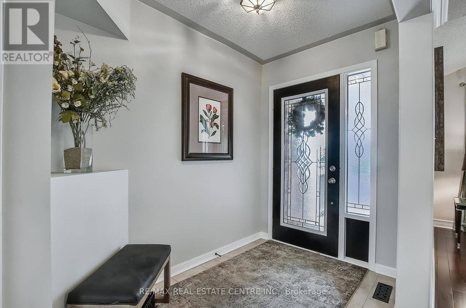 Milton (be Beaty), ON L9T6A2,969 LANCASTER BOULEVARD