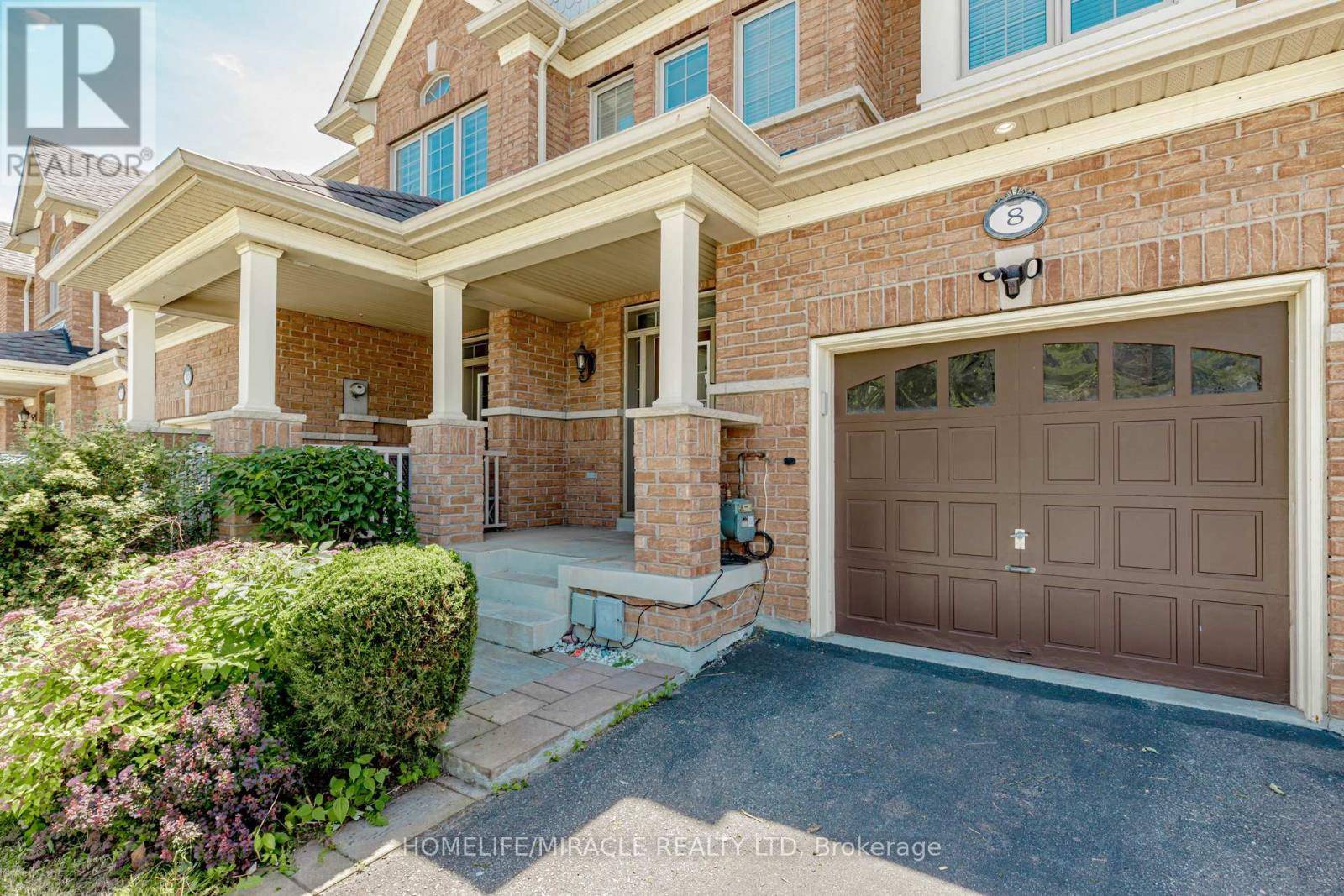Milton (sc Scott), ON L9T0R5,8 WHITMER STREET