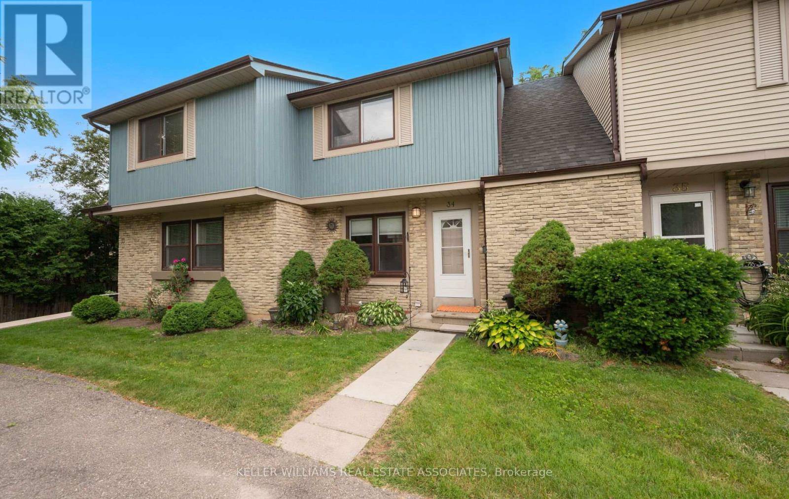 Mississauga (streetsville), ON L5N1L6,6433 Charing DR #34