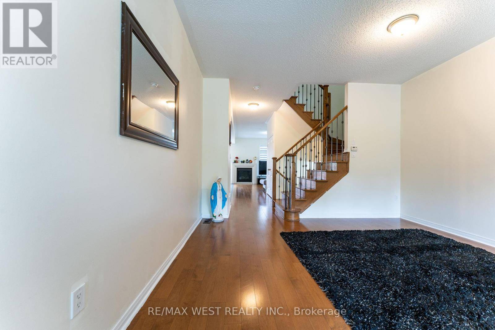 Brampton (sandringham-wellington North), ON L6R3X4,40 YELLOWKNIFE ROAD