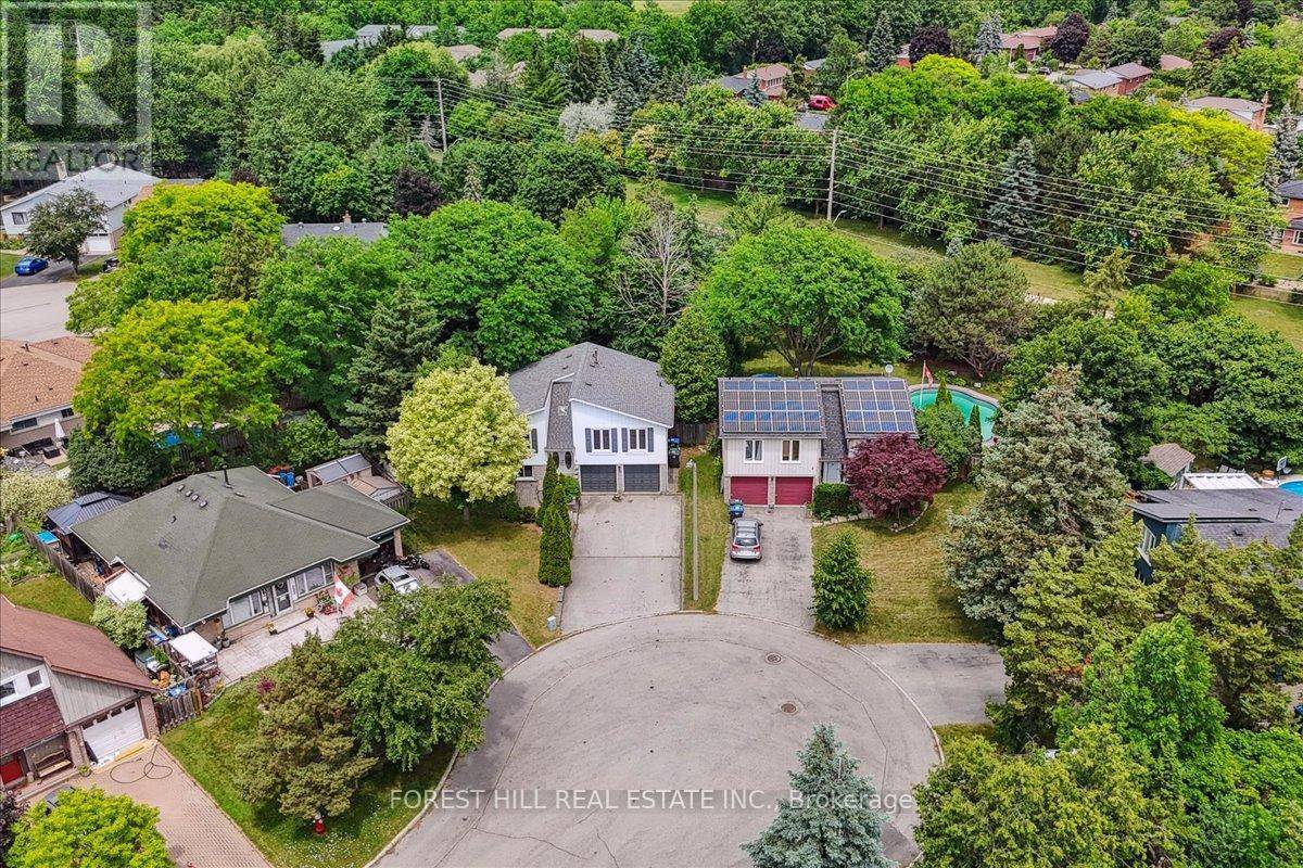 Mississauga (streetsville), ON L5N1K3,5 HELSINKI MEWS W