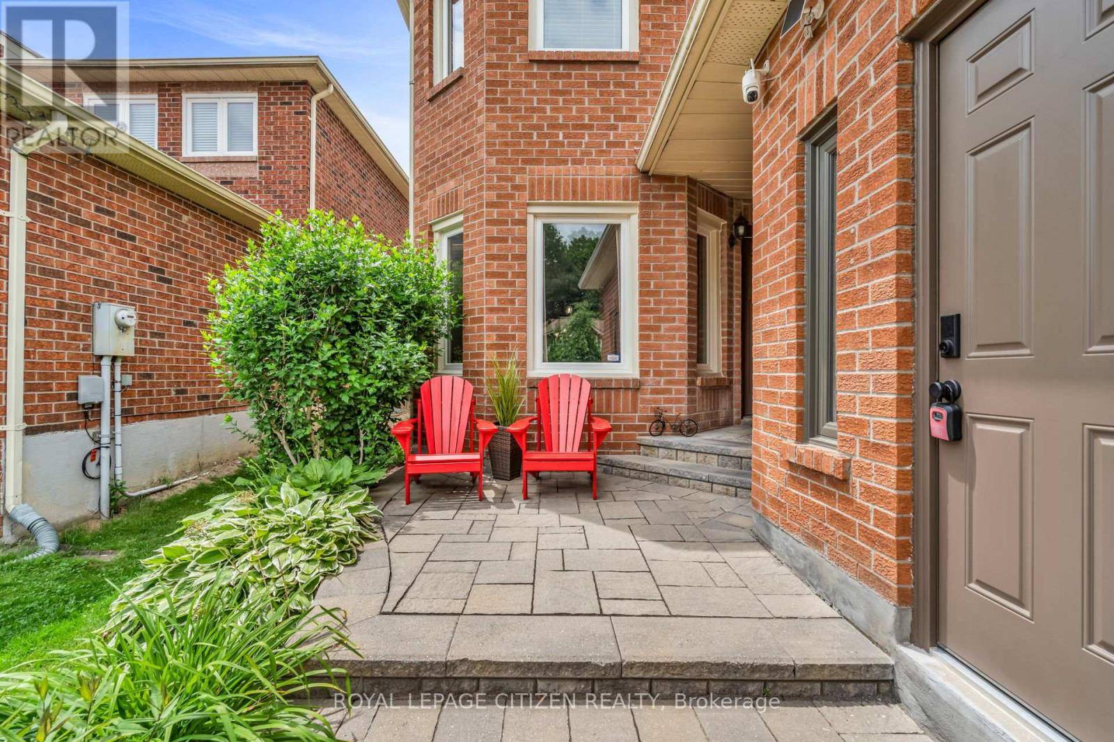 Brampton (heart Lake East), ON L6Z3B7,10 KILLARNEY COURT
