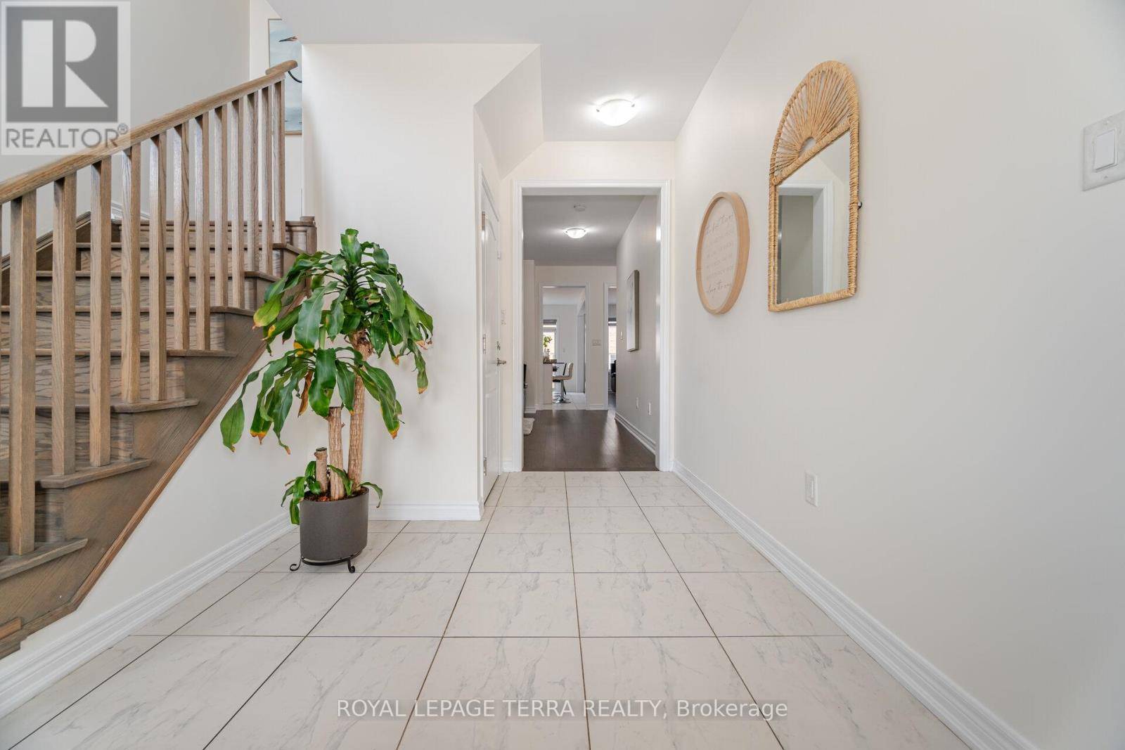 Brampton (northwest Brampton), ON L7A5A6,47 COBRIZA CRESCENT
