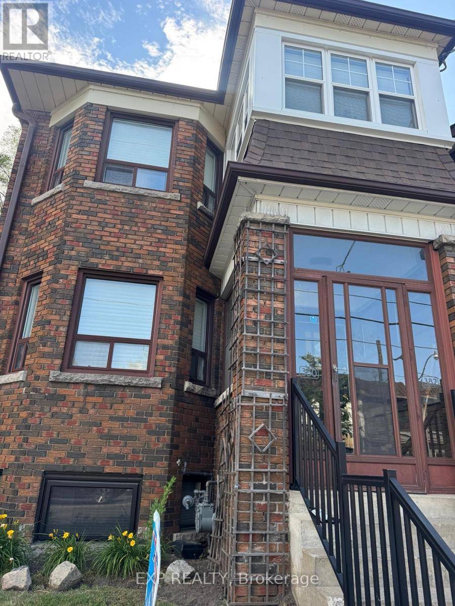 Toronto (lambton Baby Point), ON M6S3Z5,380 Jane ST #Lower