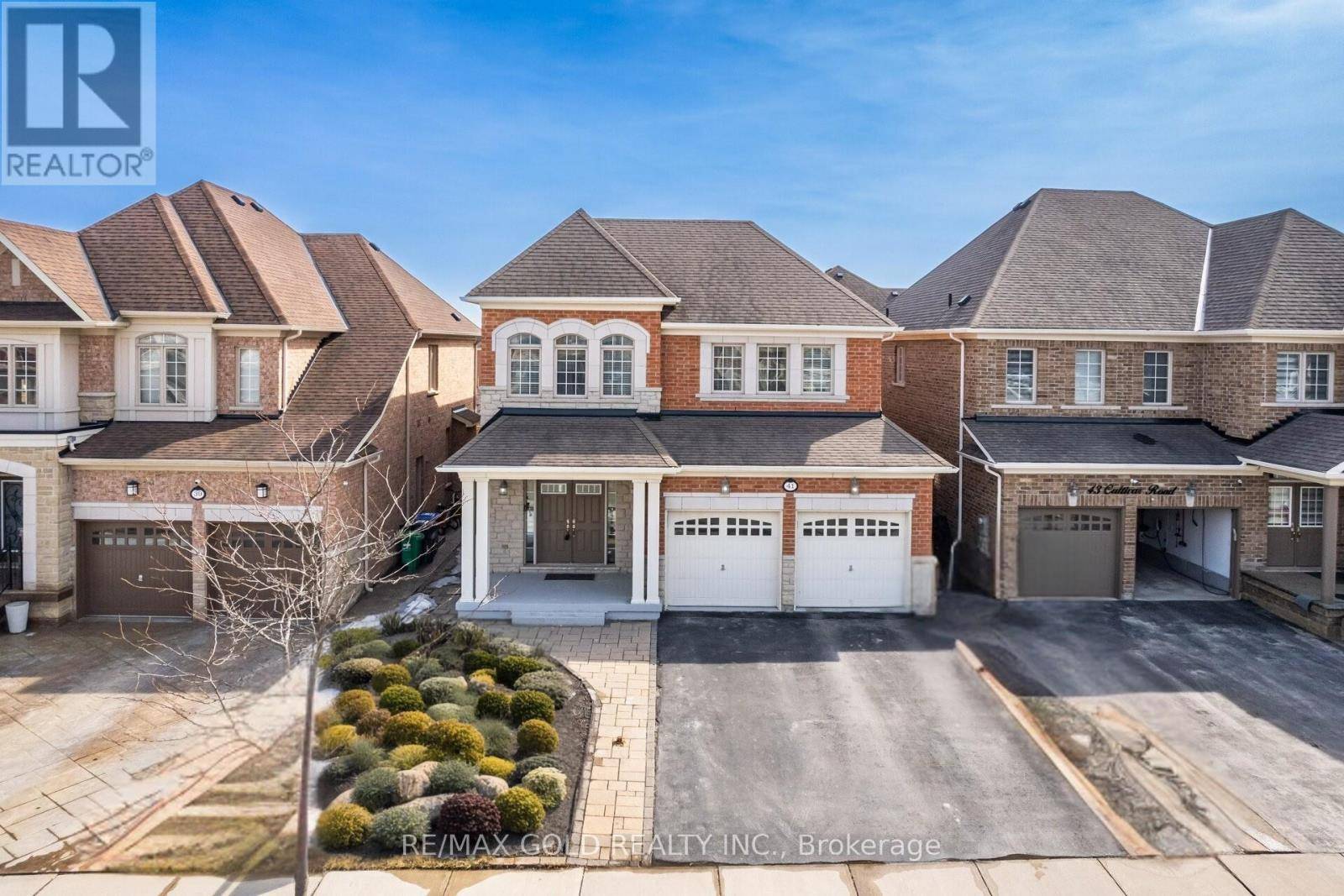 Brampton (vales Of Castlemore North), ON L6P3M4,41 CULTIVAR ROAD