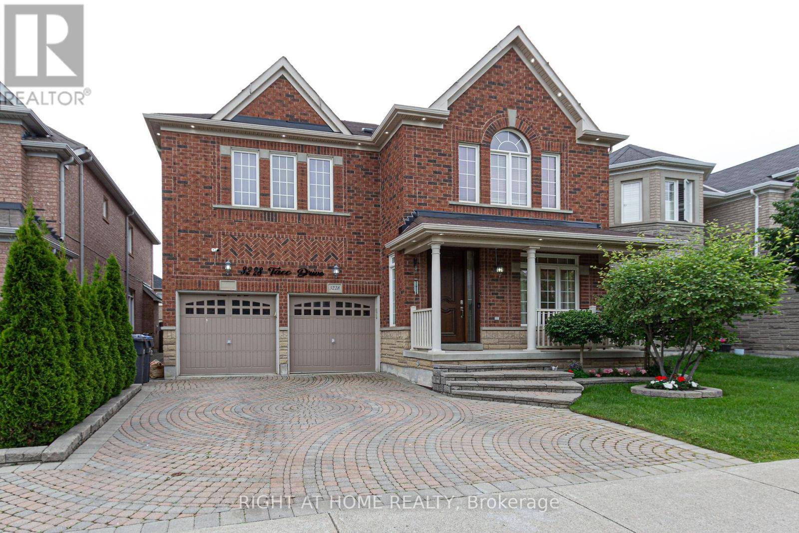 Mississauga (churchill Meadows), ON L6M0H3,3228 TACC DRIVE