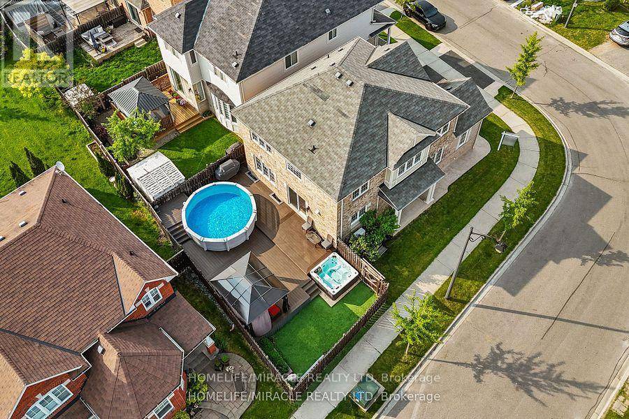 Milton (co Coates), ON L9T0L5,949 ZELINSKY CRESCENT