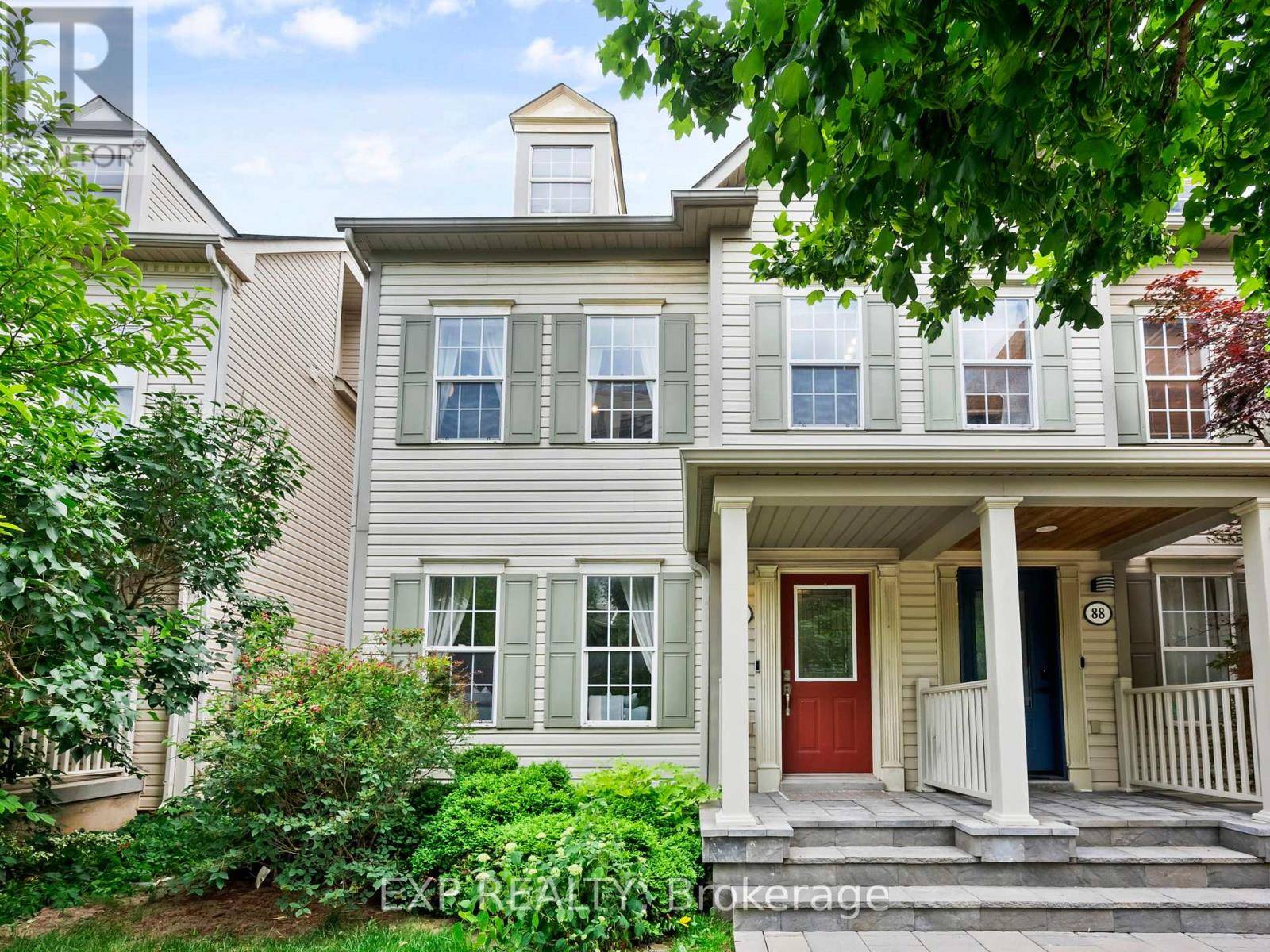 Oakville (ro River Oaks), ON L6H6V1,90 GEORGIAN DRIVE