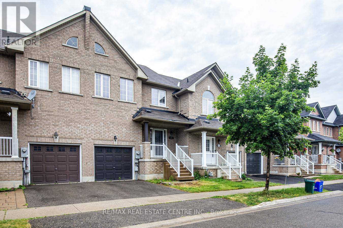 Milton (cl Clarke), ON L9T0W6,359 BUSSEL CRESCENT