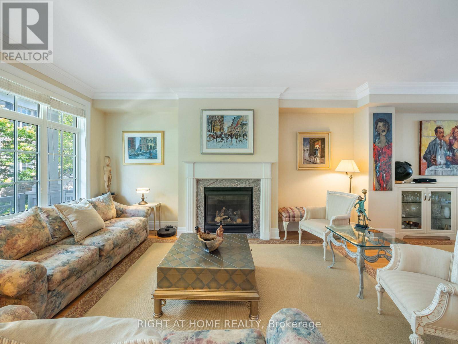 Oakville (br Bronte), ON L6L1A6,2369 Ontario ST #26