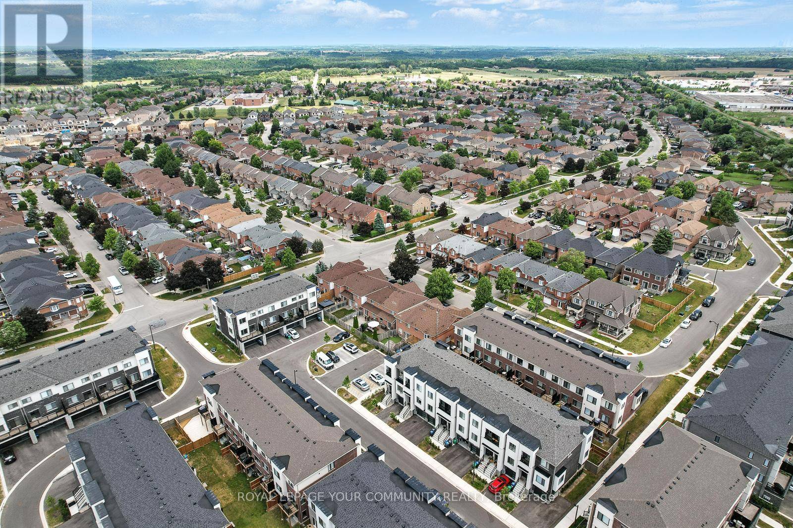 Caledon (bolton East), ON L7E2E1,19 HEATHROW LANE