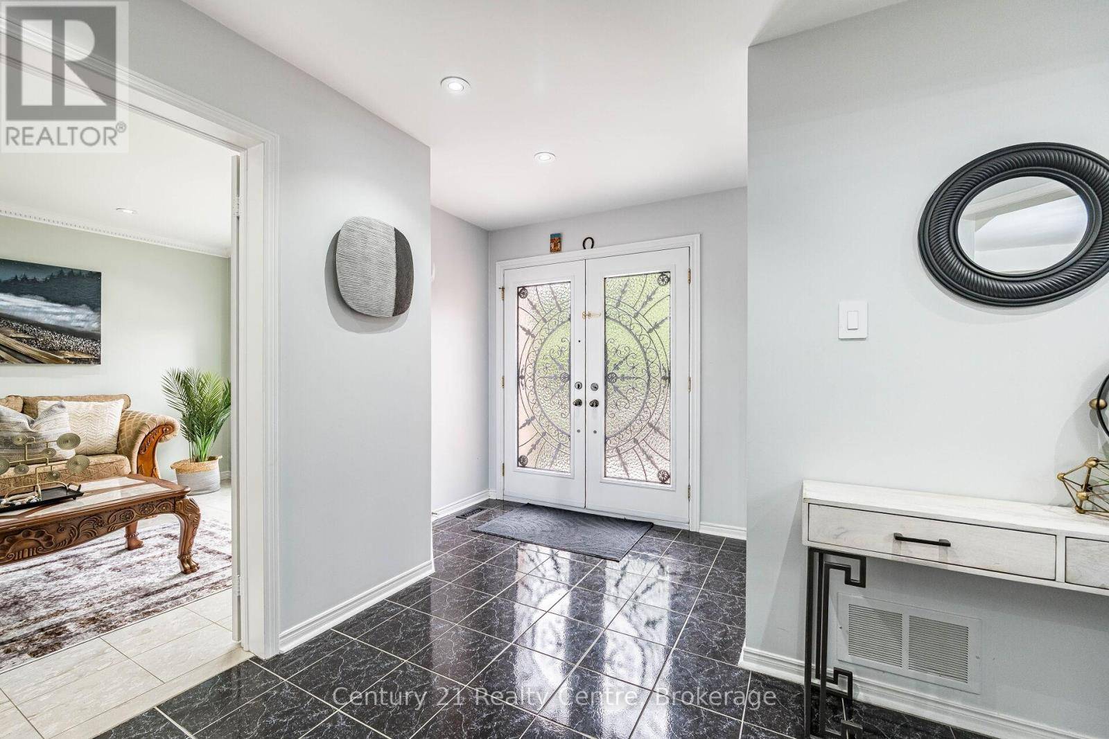 Brampton (sandringham-wellington), ON L6R1E6,80 EAGLERIDGE DRIVE
