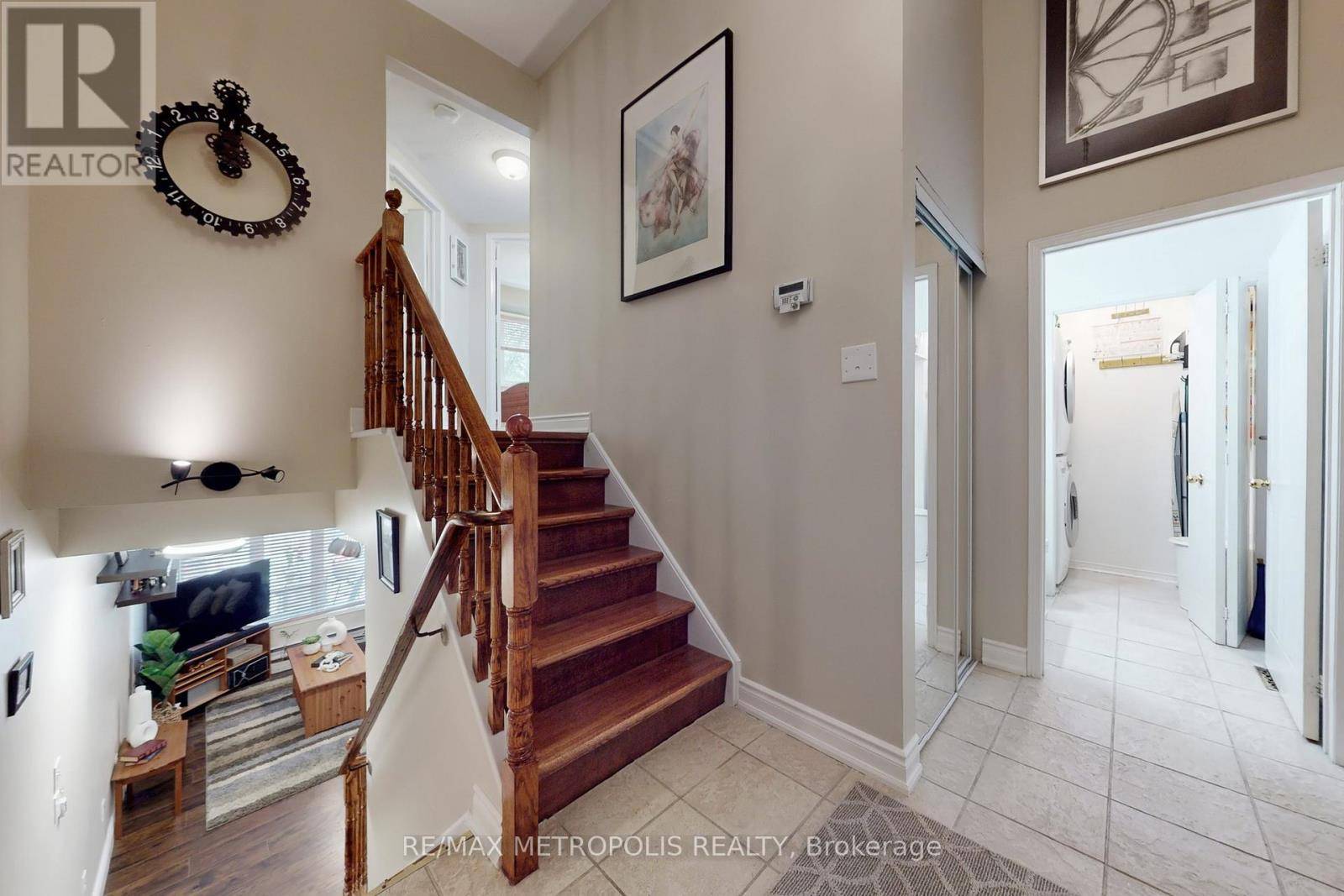 Mississauga (hurontario), ON L4Z3P4,99 Bristol RD #176