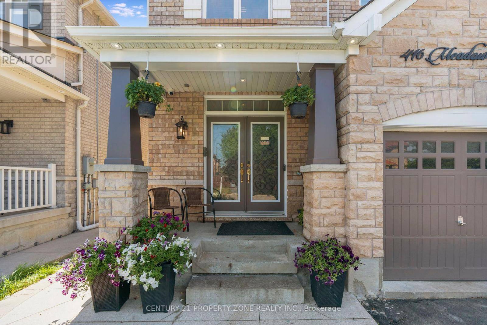 Mississauga (meadowvale Village), ON L5W0B6,416 MEADOWRIDGE COURT