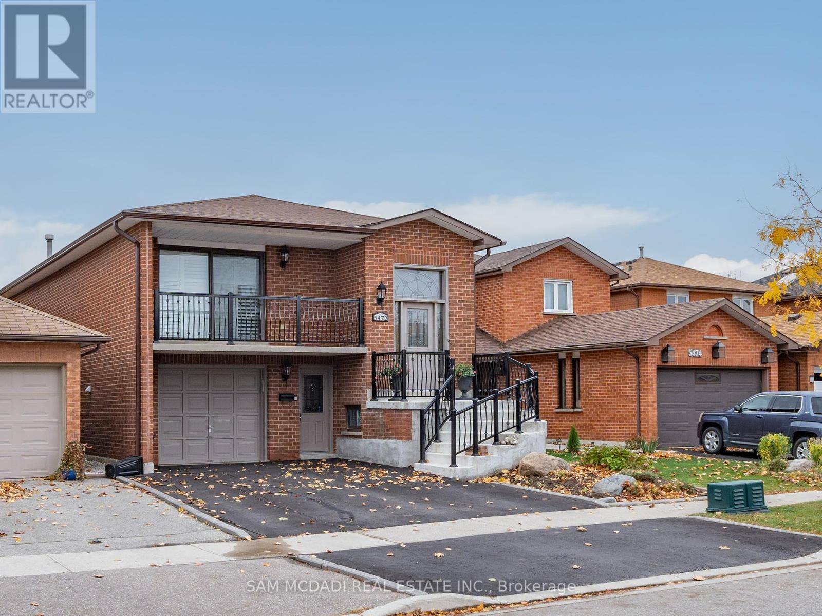 Mississauga (hurontario), ON L5R3C9,5472 BOURGET DRIVE