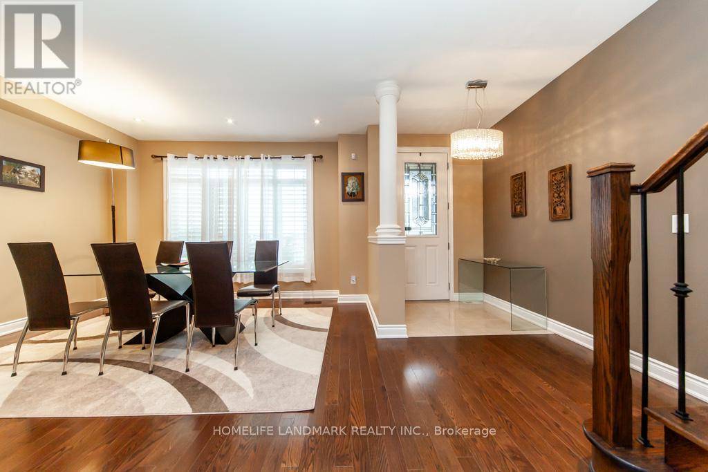 Oakville (go Glenorchy), ON L6M4L7,3077 NEYAGAWA BOULEVARD W