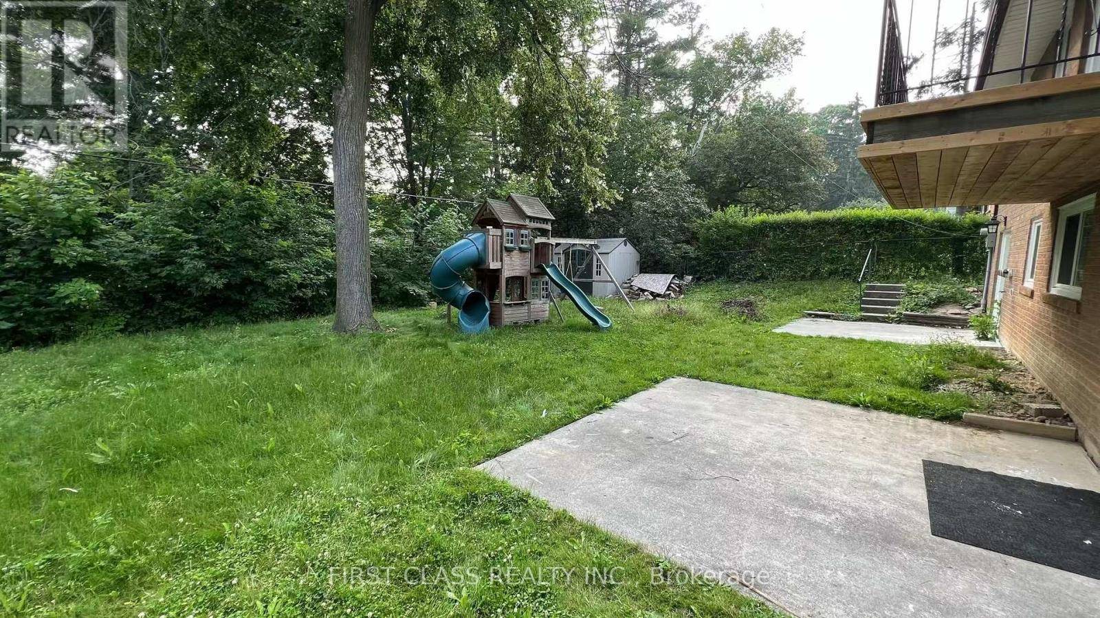 Mississauga (erindale), ON L5C2C2,3082 Lindenlea DR #lower