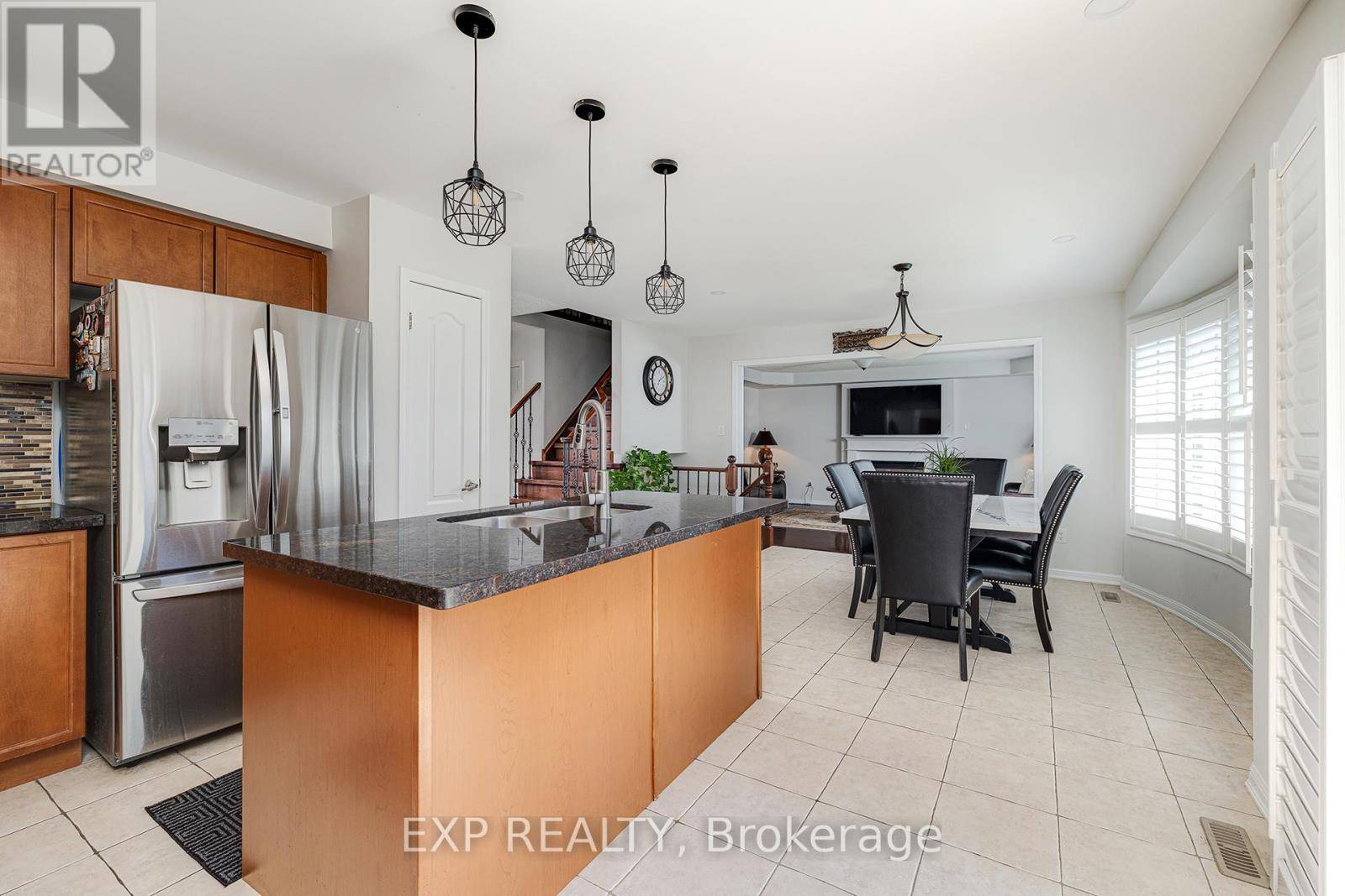 Milton (co Coates), ON L9T0E1,951 COUSENS TERRACE