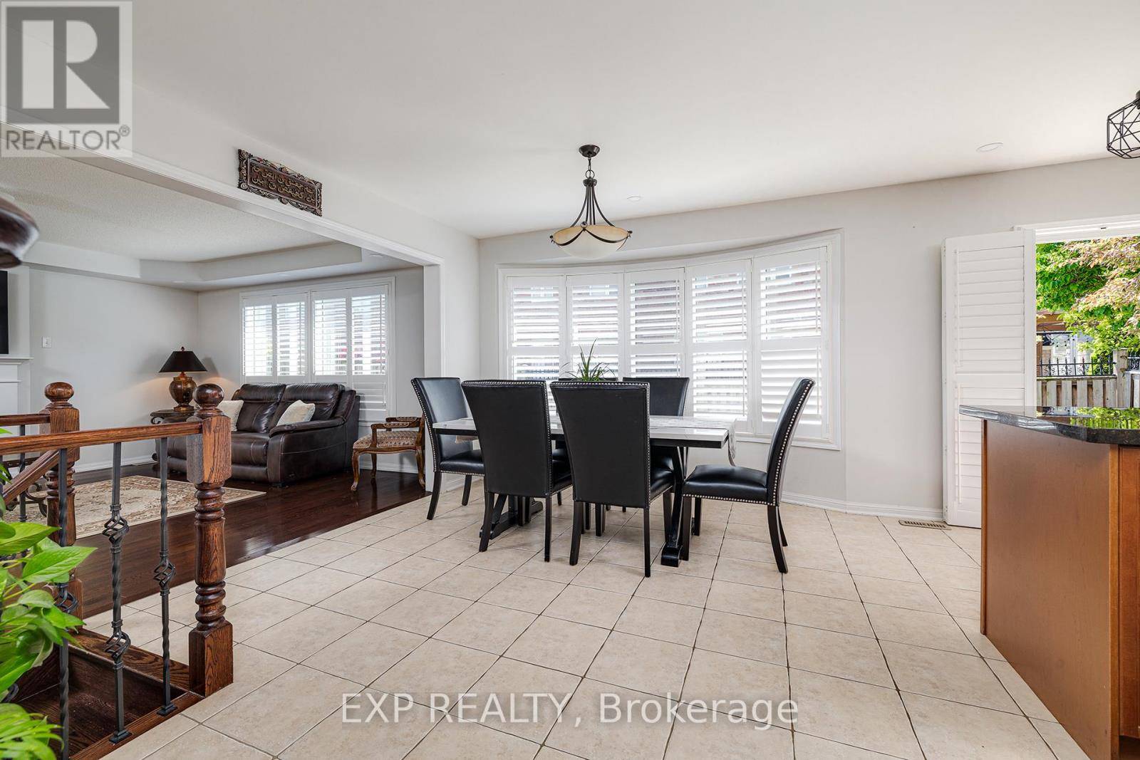 Milton (co Coates), ON L9T0E1,951 COUSENS TERRACE