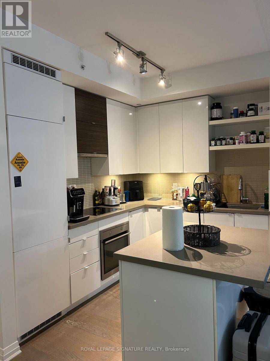Toronto (mimico), ON M8V0C5,60 Annie Craig DR #B412