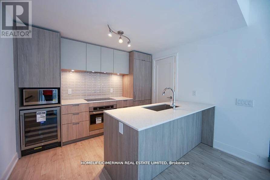 Toronto (mimico), ON M8V0G2,70 Annie Craig DR #TH102