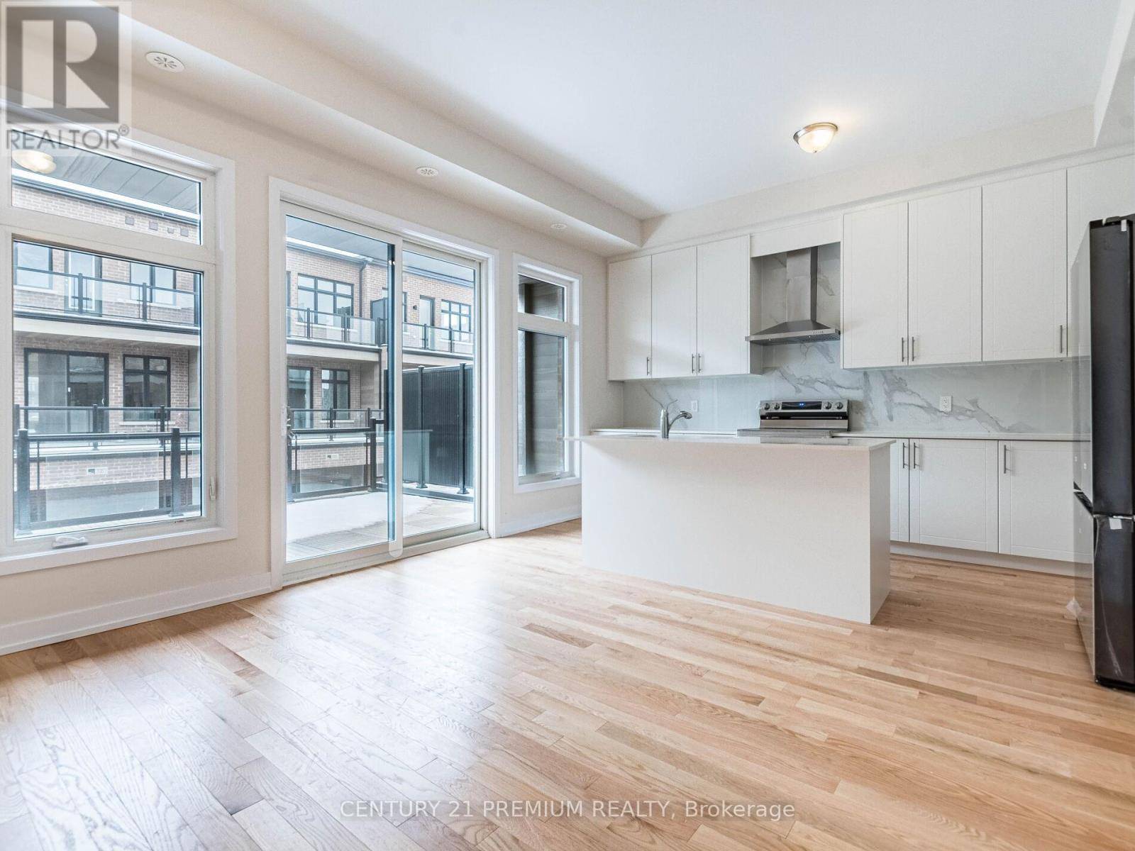Oakville (jm Joshua Meadows), ON L6H7G1,3110 MEADOWRIDGE DRIVE