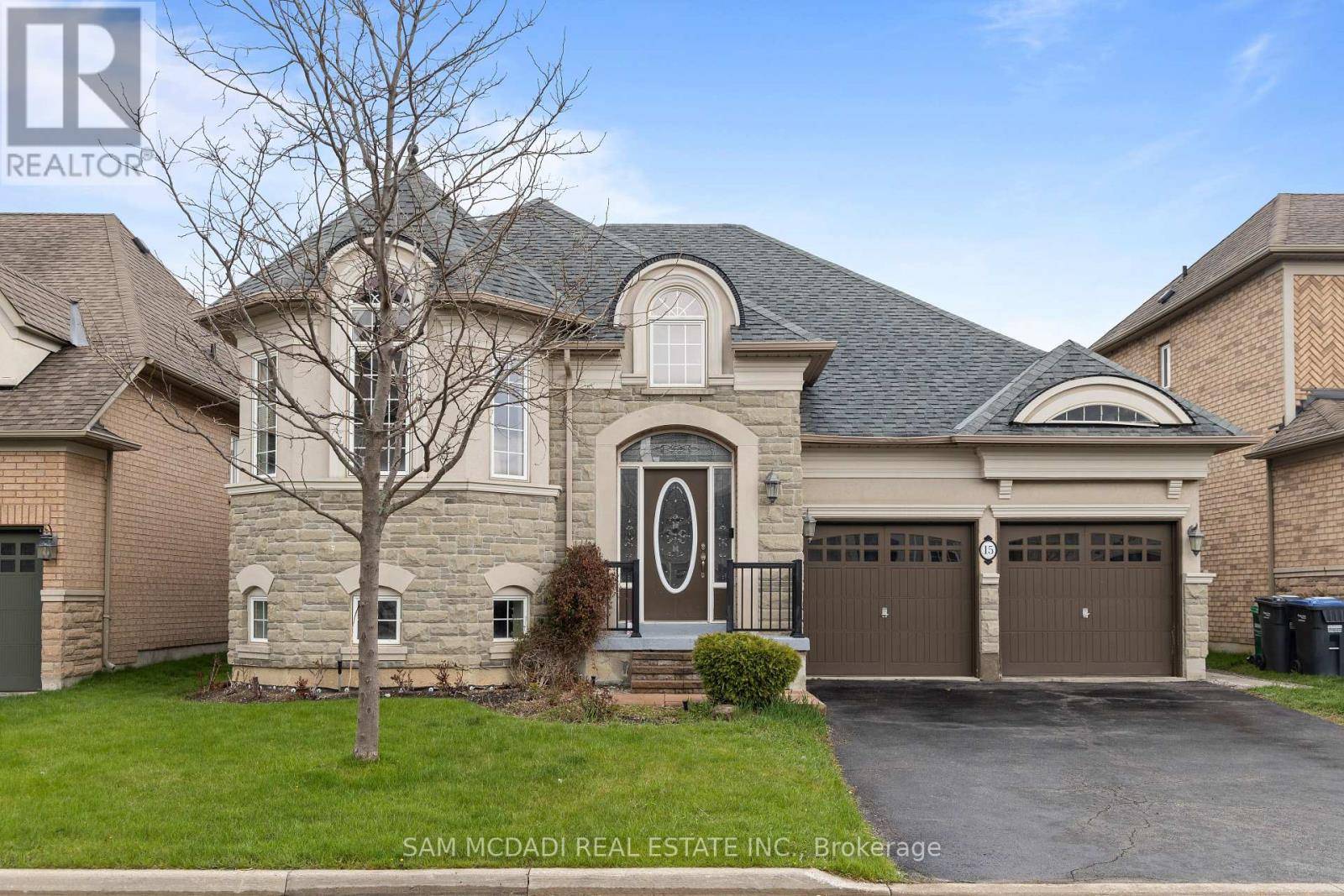 Brampton (bram East), ON L6P2V8,15 EAGLESPRINGS CRESCENT