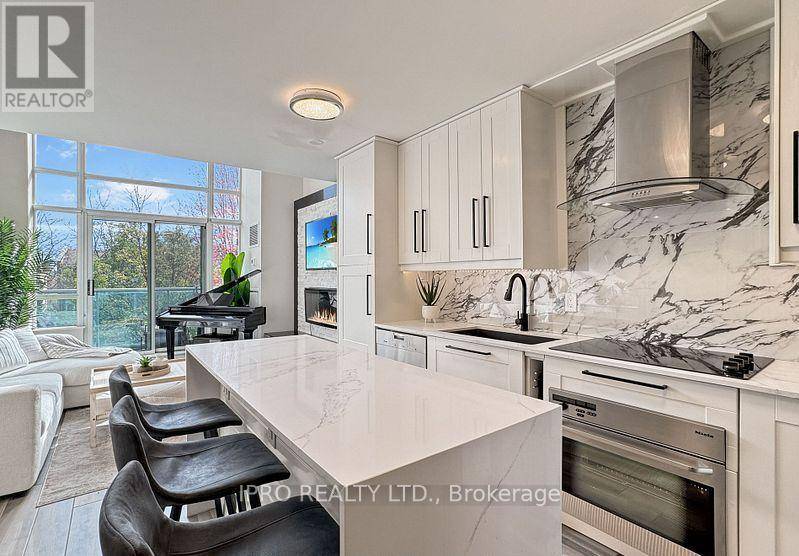 Toronto (mimico), ON M8Y3Y9,200 Manitoba ST #210