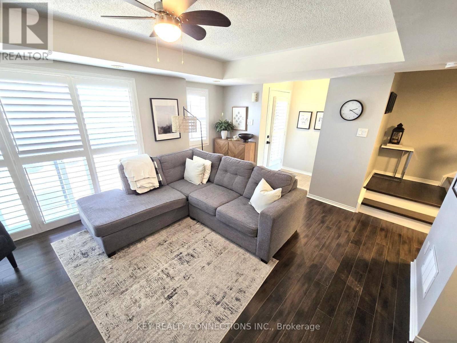 Brampton (sandringham-wellington), ON L6R0Y6,60 Fairwood CIR #79