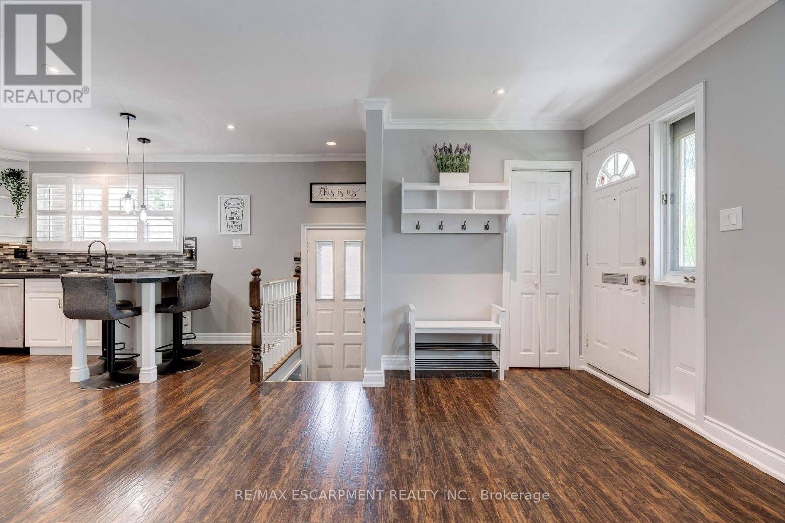 Burlington (mountainside), ON L7P2P4,1318 ROSEMARY CRESCENT