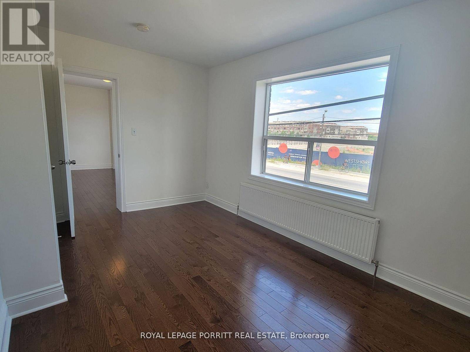 Toronto (long Branch), ON M8W1N5,3511 Lake Shore BLVD West #5