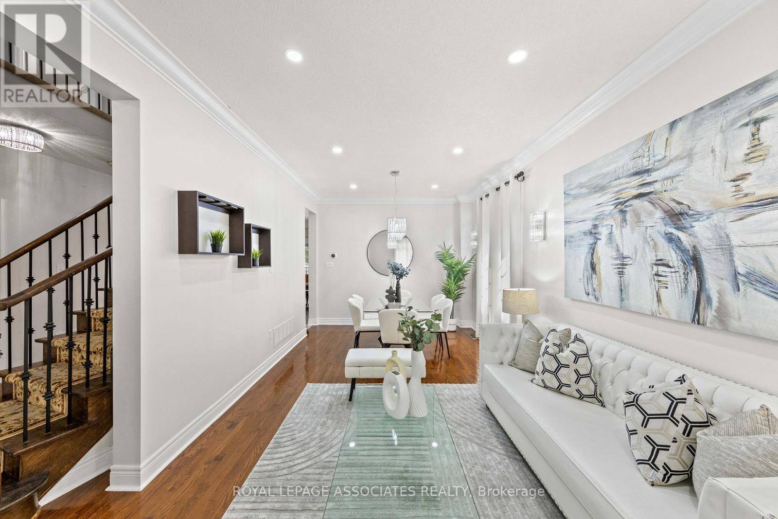 Brampton (vales Of Castlemore North), ON L6P1Y4,13 LAURENTIDE CRESCENT