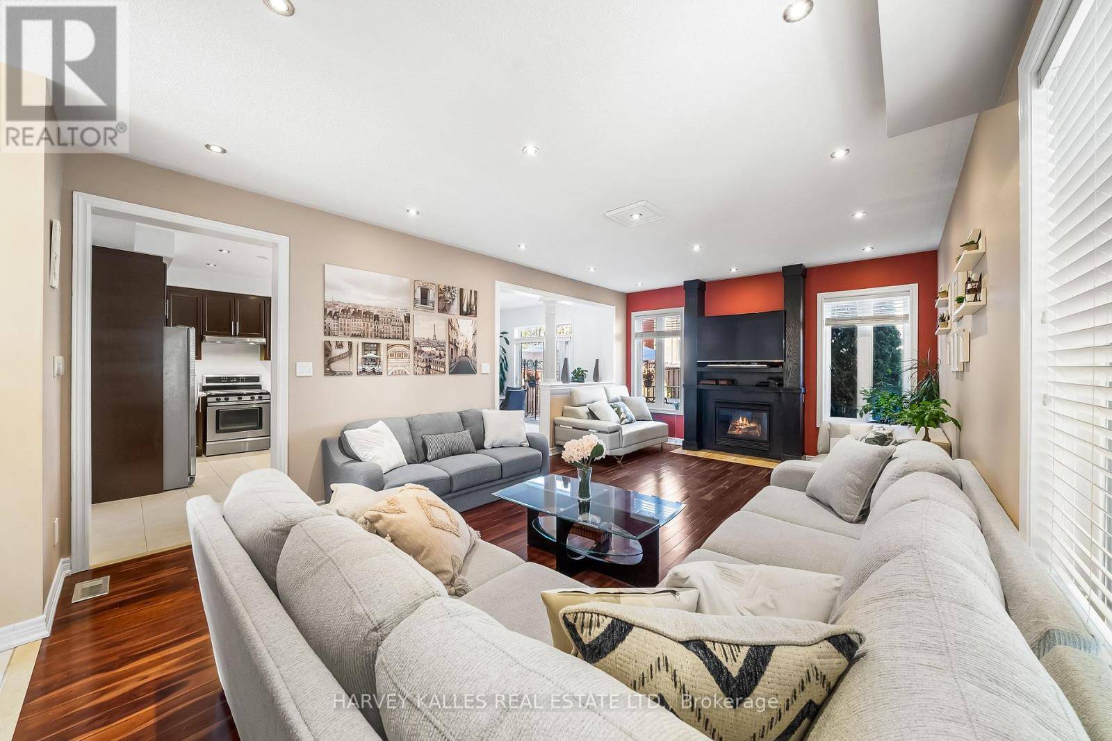 Brampton (northwest Sandalwood Parkway), ON L7A0M2,36 BOUNDBROOK DRIVE