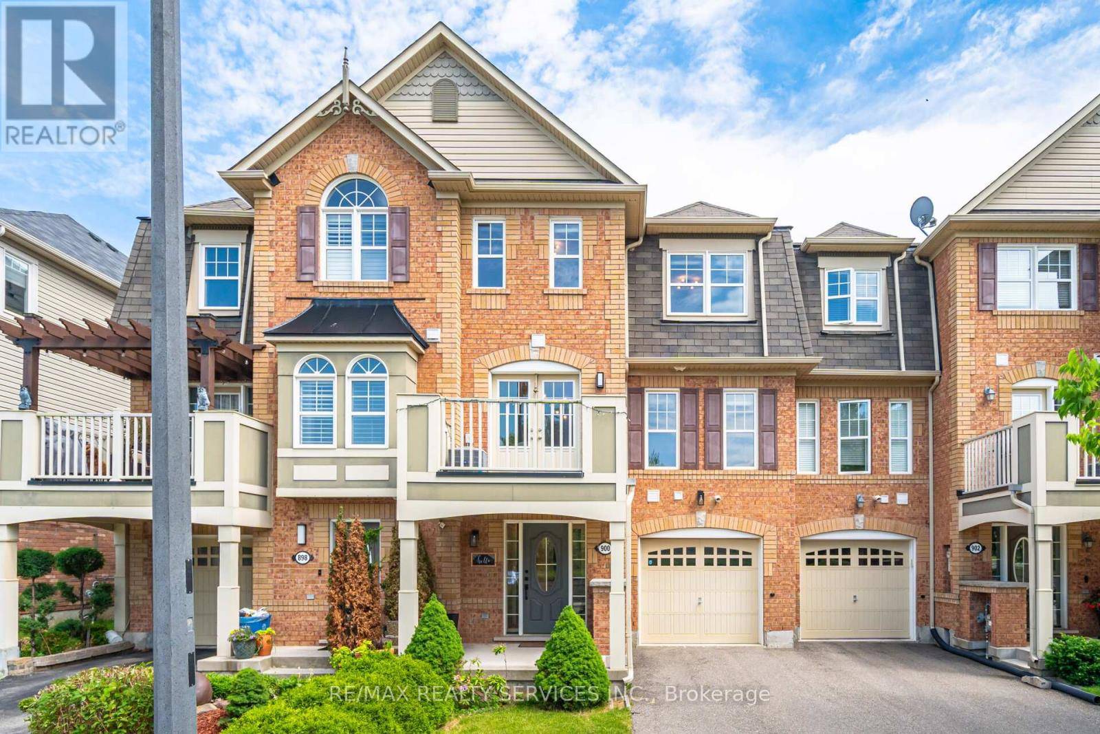 Milton (wi Willmott), ON L9T8E3,900 BRASSARD CIRCLE
