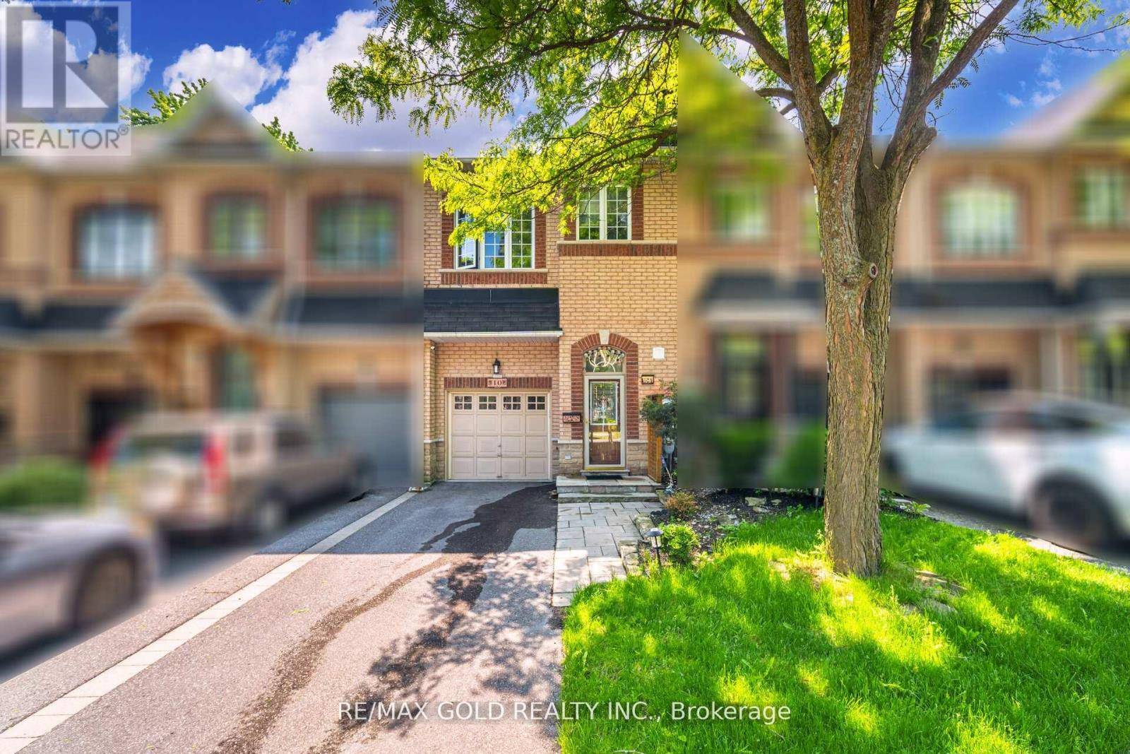 Brampton (downtown Brampton), ON L6X1C4,61 Nelson ST West #10