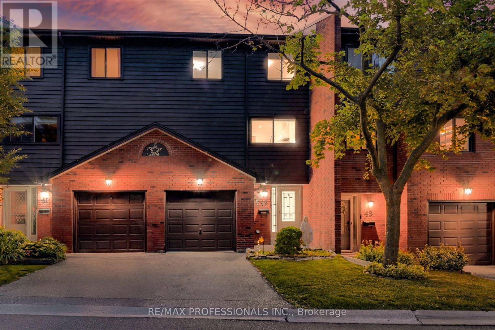 Mississauga (rathwood), ON L4W2M9,4165 Fieldgate DR #42