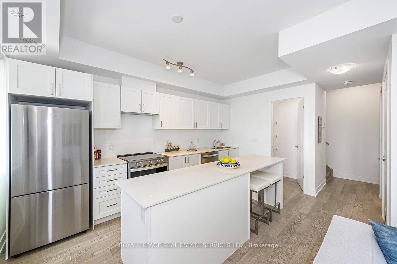 Mississauga (lakeview), ON L5G0C6,1075 Douglas McCurdy Common #251
