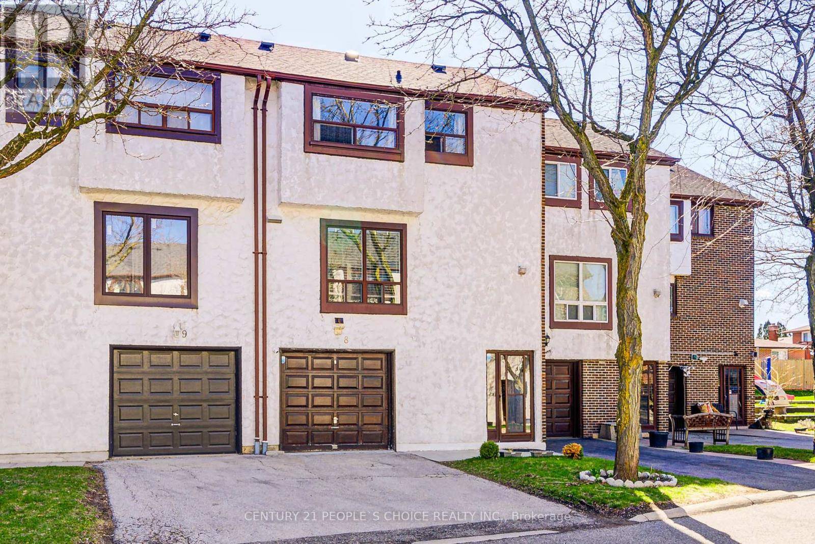 Mississauga (malton), ON L4T3W8,4020 Brandon Gate DR #8