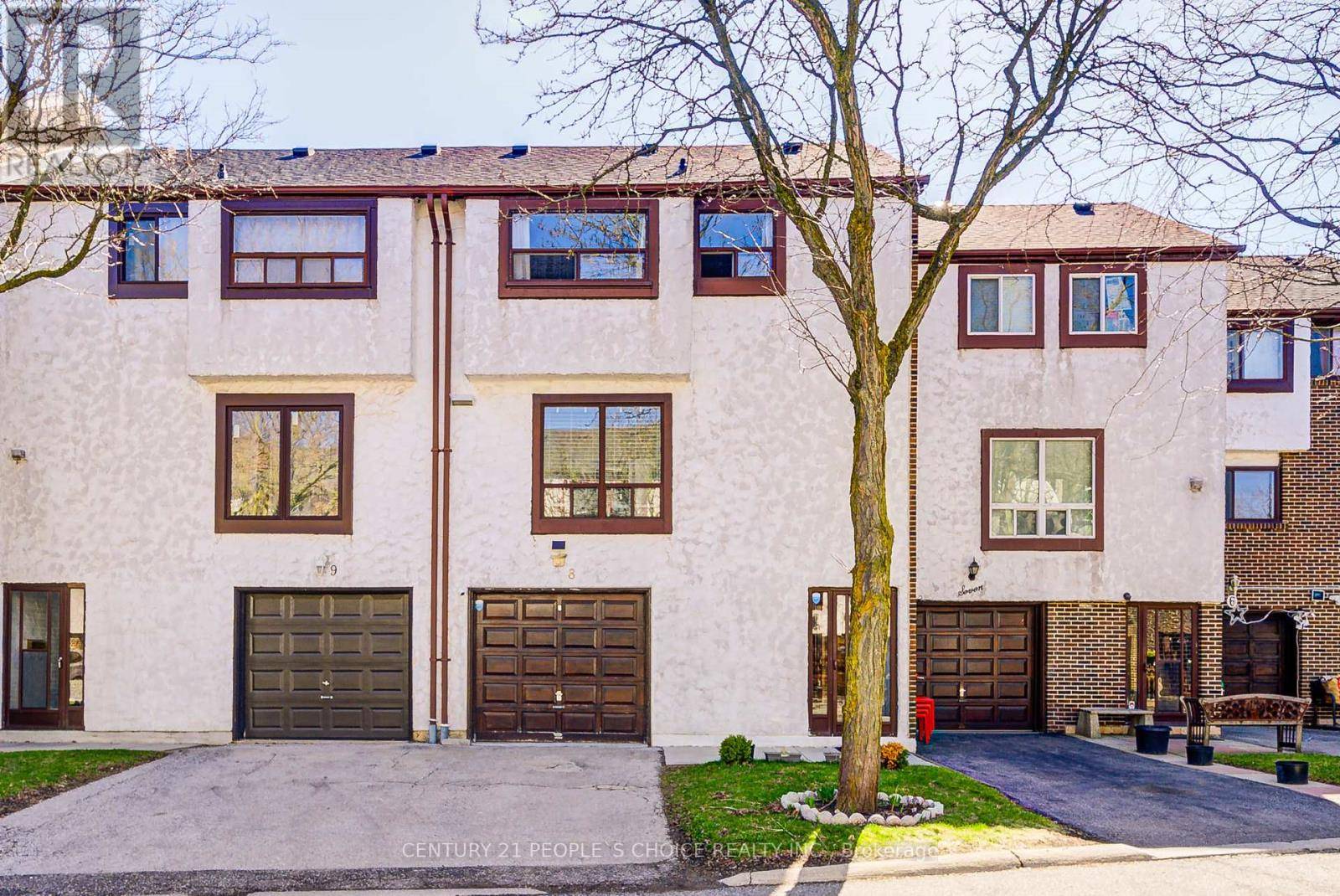 Mississauga (malton), ON L4T3W8,4020 Brandon Gate DR #8