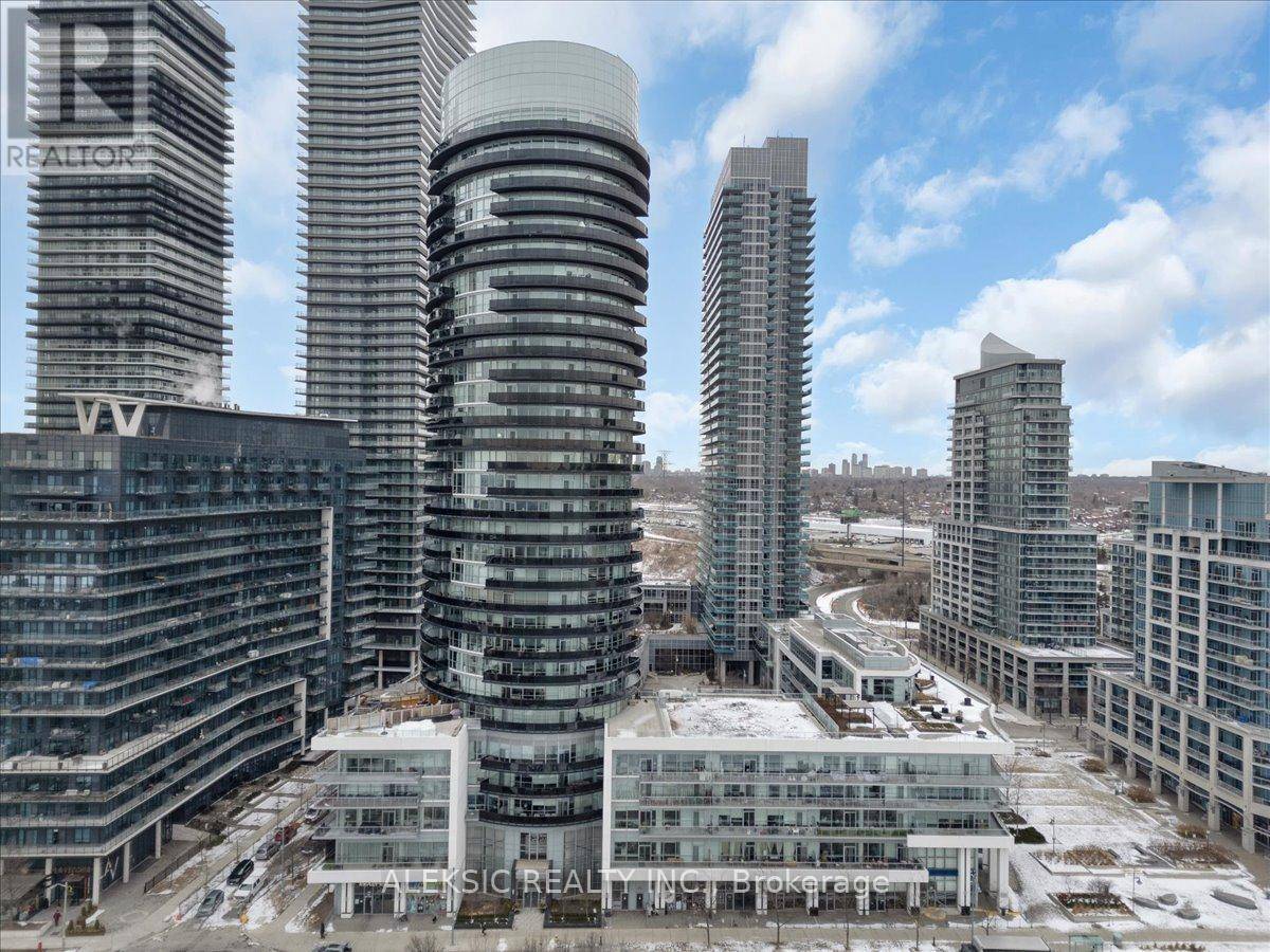 Toronto (mimico), ON M8V0A3,80 Marine Parade DR #235