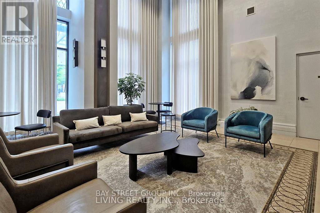 Mississauga (city Centre), ON L5B0C6,385 Prince Of Wales DR #1807