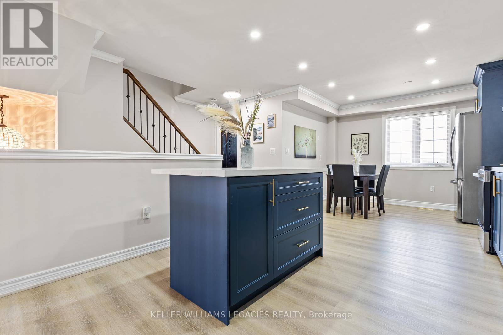 Mississauga (meadowvale Village), ON L5W1W9,7385 Magistrate TER #66