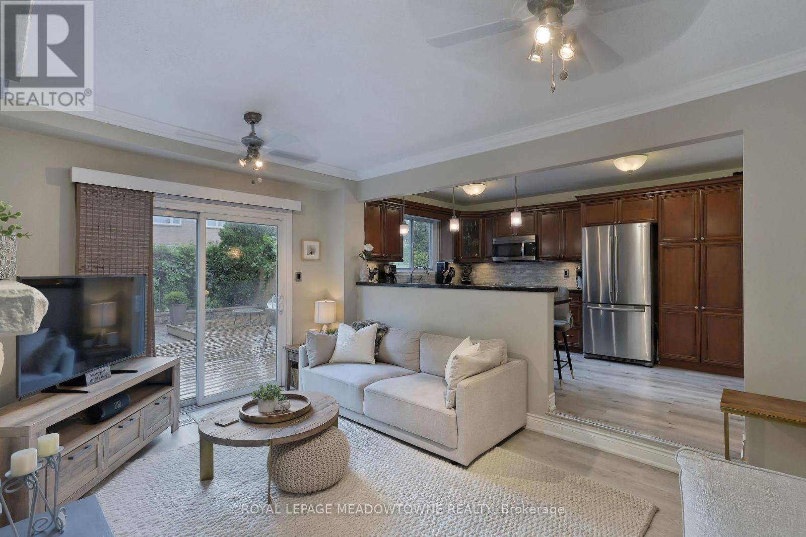 Mississauga (rathwood), ON L4W3T3,4320 SHELBY CRESCENT