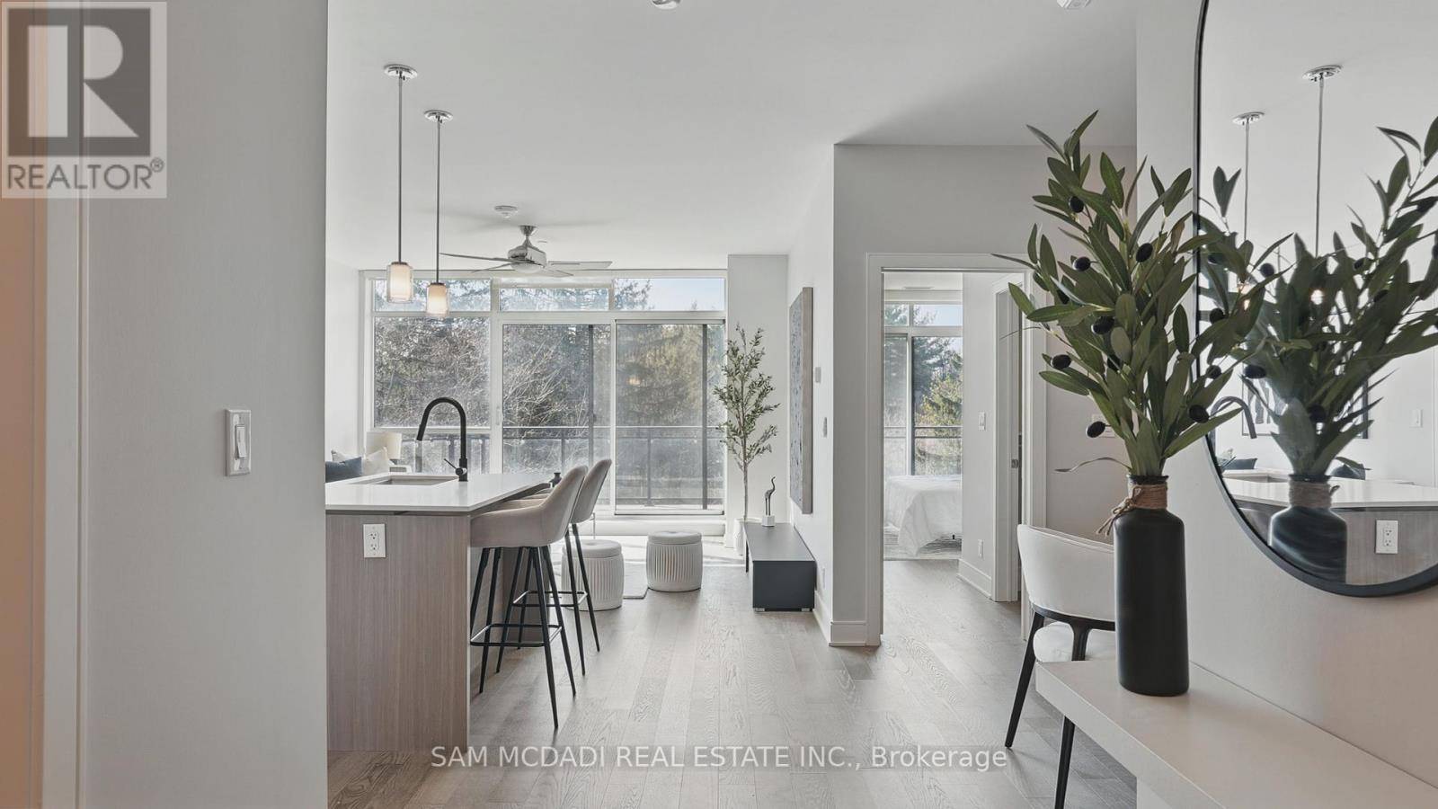 Mississauga (clarkson), ON L5J0B1,1575 Lakeshore RD West #415